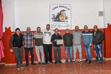 La banda Charcojondo, pregoneros de las fiestas de Lomo Magullo de este año/Antonio Alí.